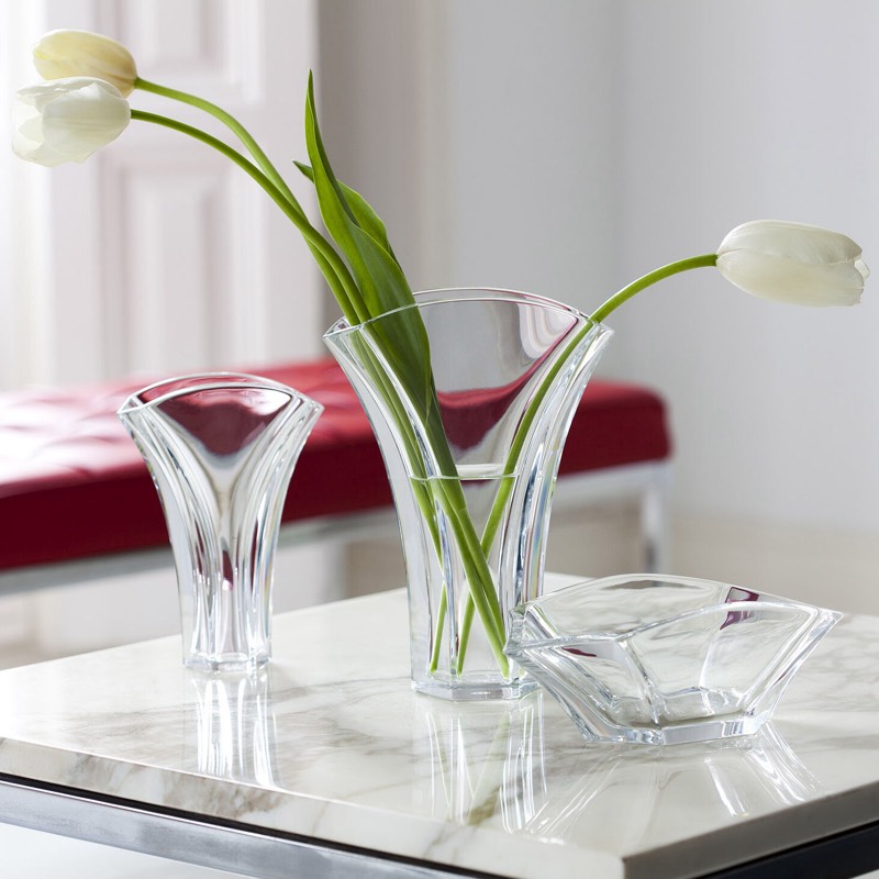 Оригинальные вазы для весенних цветов: 50 идей — декор своими руками